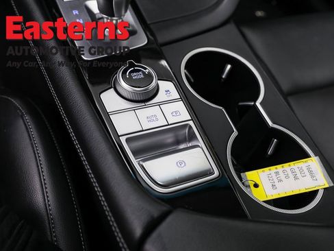 Used 2023 Genesis G70 2.0T image 21