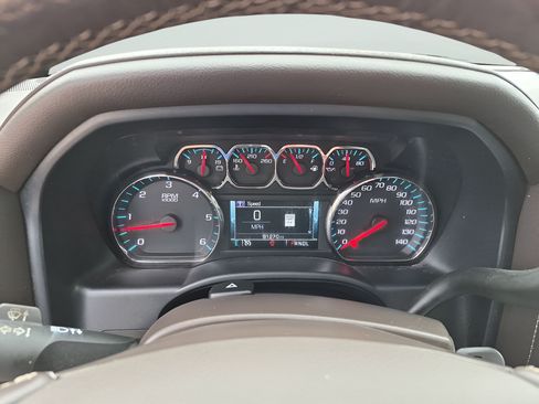 Used 2018 GMC Sierra 1500 SLT AWD/4WD image 29
