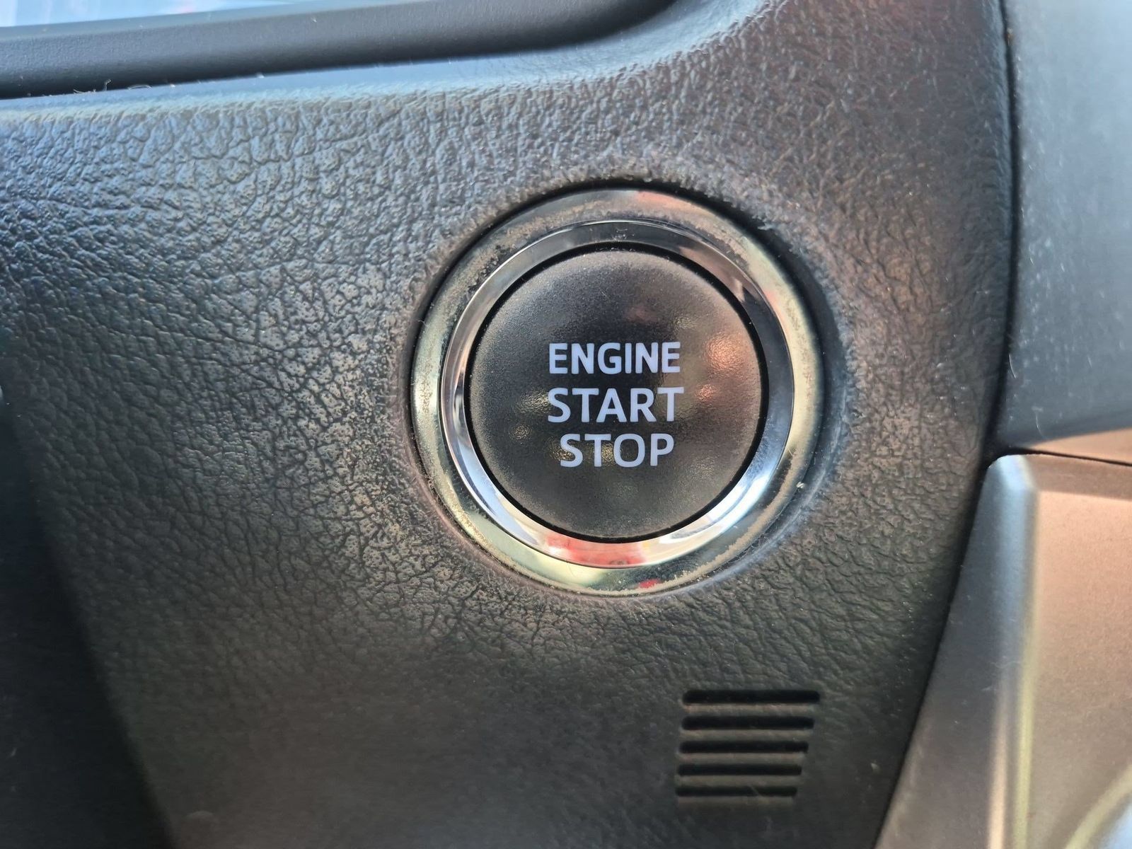 Used 2020 Toyota 4Runner Limited RWD image 17
