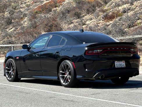 Used 2021 Dodge Charger Scat Pack image 6