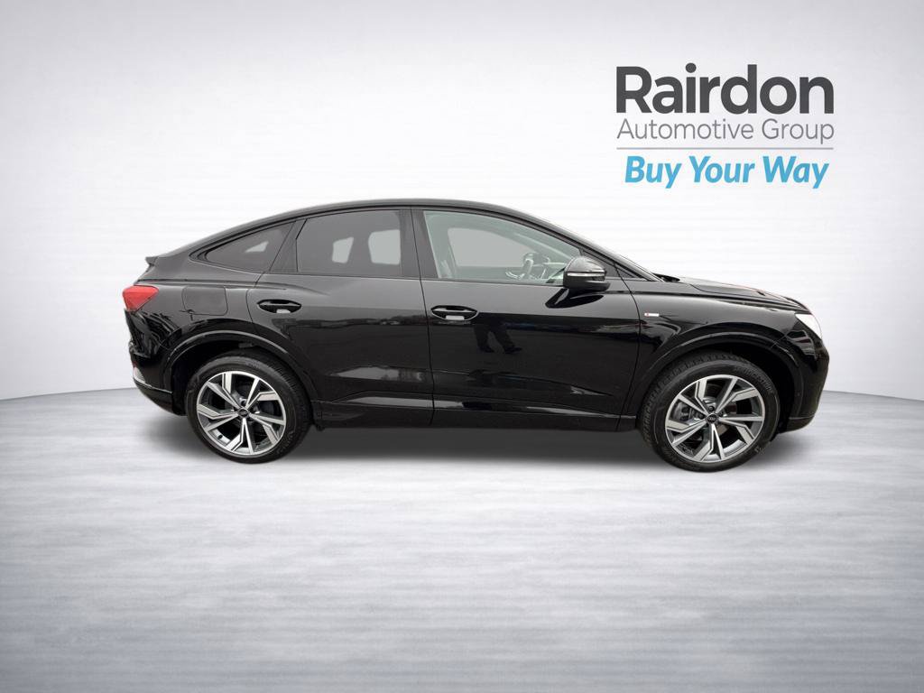 Used 2023 Audi Q4 e-tron Premium Plus w/ Premium Plus AWD/4WD image 8