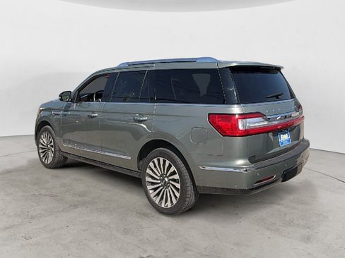 Used 2019 Lincoln Navigator Reserve AWD/4WD image 4