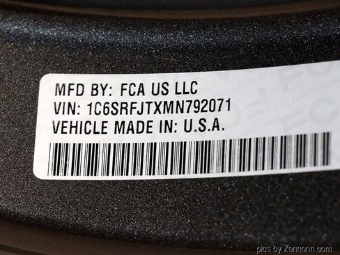 Used 2021 RAM 1500 Laramie AWD/4WD image 32