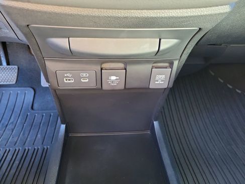 Certified 2025 Honda Odyssey Touring image 38