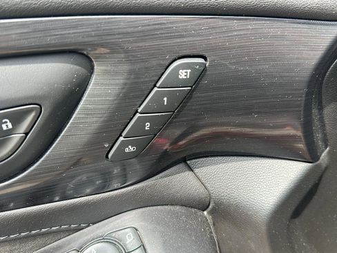 Used 2020 Chevrolet Traverse High Country w/ LPO, Floor Liner Package AWD/4WD image 10
