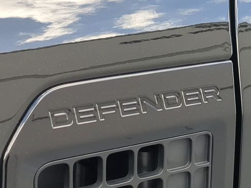 Certified 2025 Land Rover Defender 110 S AWD/4WD image 13