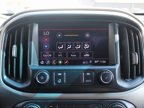 Used 2020 Chevrolet Colorado Z71 image 24