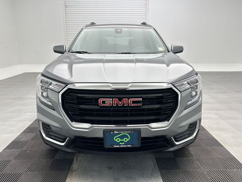 Used 2023 GMC Terrain SLE w/ Driver Convenience Package AWD/4WD image 6