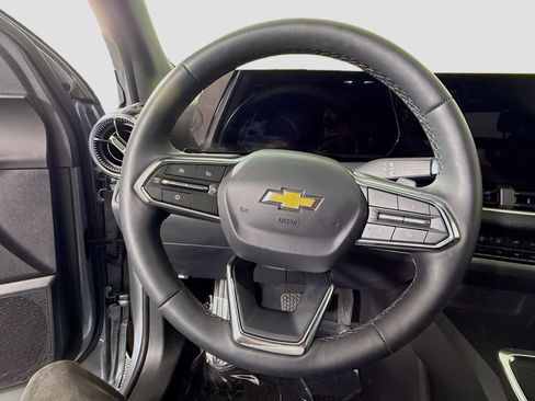 Used 2026 Chevrolet Equinox LT FWD image 13