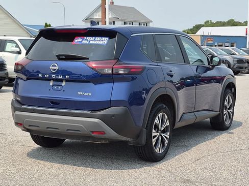 Used 2023 Nissan Rogue SV AWD/4WD image 3