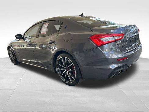 Used 2019 Maserati Ghibli S GranSport image 4