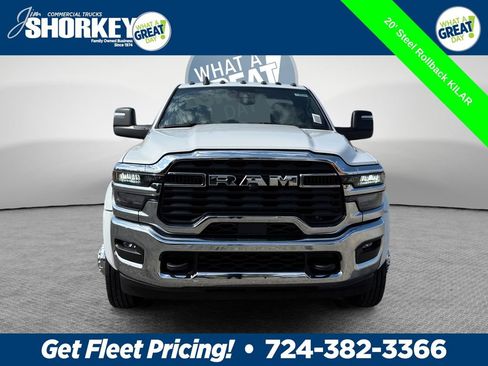 New 2026 RAM 5500 4x4 Regular Cab image 9