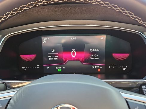 Certified 2023 Volkswagen Tiguan SE R-Line image 19