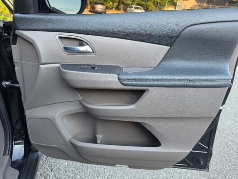 Used 2014 Honda Odyssey EX-L image 10