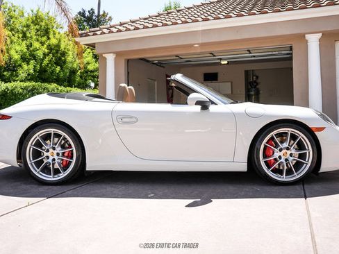Used 2015 Porsche 911 Carrera S RWD image 9