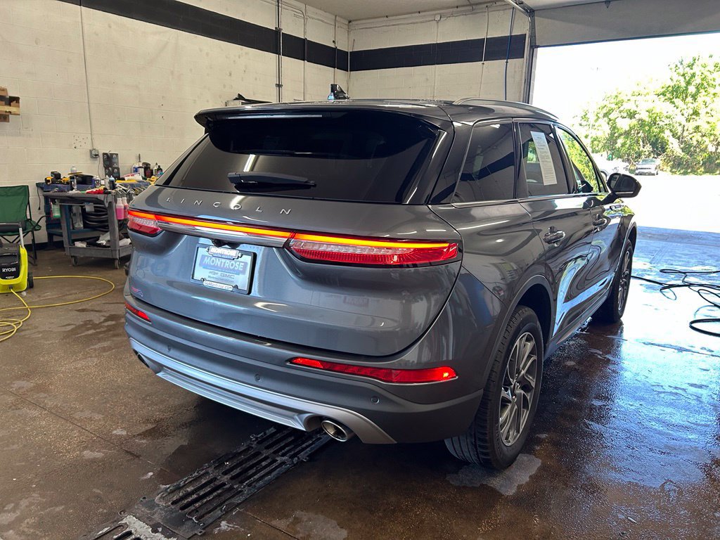 Used 2022 Lincoln Corsair AWD w/ Equipment Group 101A image 7