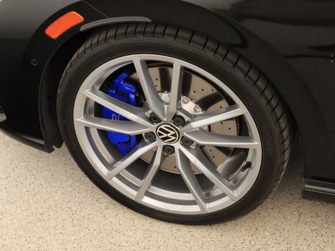 Used 2024 Volkswagen Golf R AWD/4WD image 37