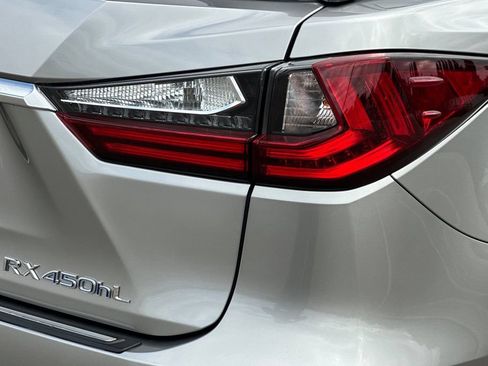 Used 2021 Lexus RX 450hL Luxury w/ Cold Area Package (CK) AWD/4WD image 28