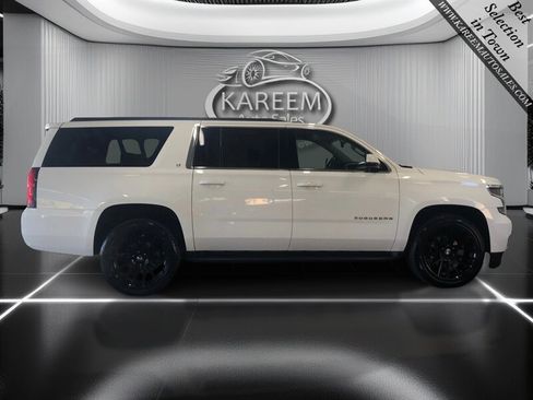 Used 2019 Chevrolet Suburban LT RWD image 4