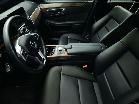 Used 2012 Mercedes-Benz E 350 4MATIC Sedan image 21
