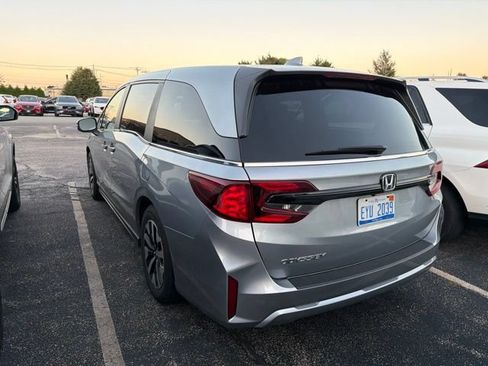 Used 2025 Honda Odyssey EX-L image 4