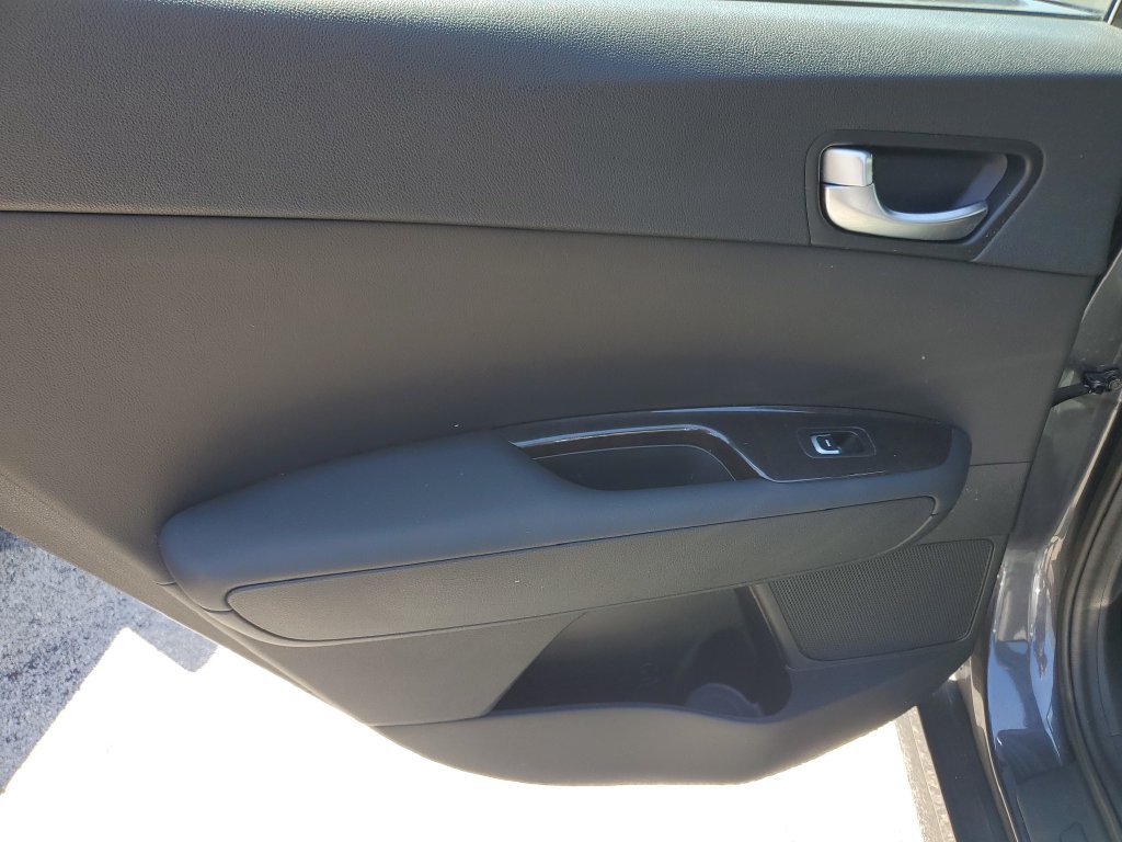 Used 2018 Kia Optima EX FWD image 11