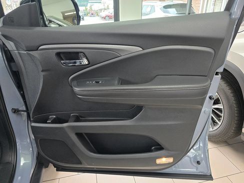 Used 2023 Honda Ridgeline RTL-E image 24