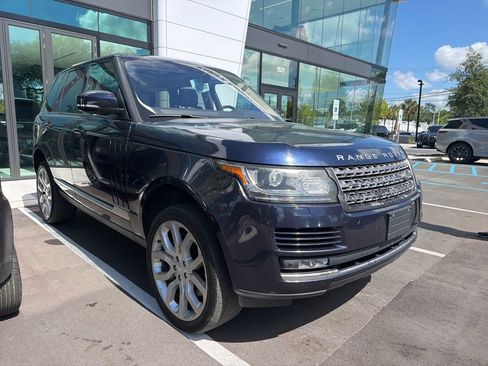 Used 2017 Land Rover Range Rover Supercharged AWD/4WD image 2