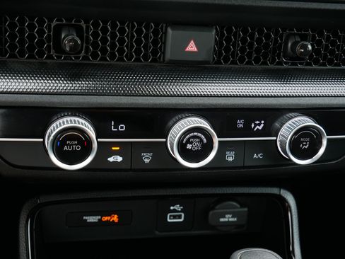 Used 2024 Honda CR-V LX image 23