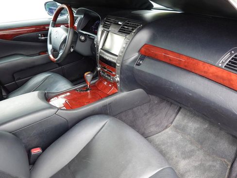 Used 2007 Lexus LS 460 L image 17
