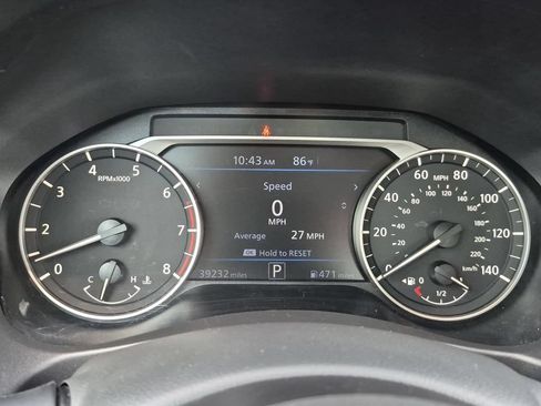Used 2025 Nissan Altima 2.5 SV FWD image 16