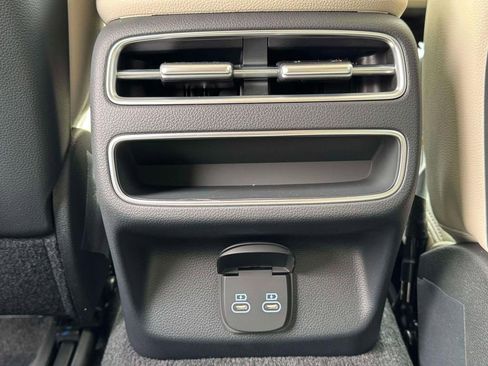 New 2026 Genesis GV70 2.5T Advanced AWD/4WD image 12