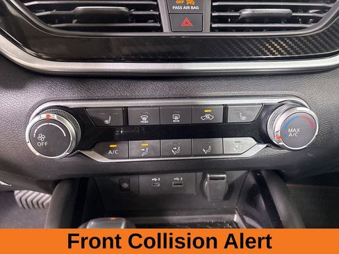 Used 2023 Nissan Altima 2.5 SR w/ SR Premium Package FWD image 13