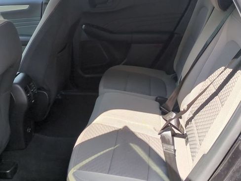 Used 2022 Ford Escape SE w/ Cold Weather Package FWD image 24