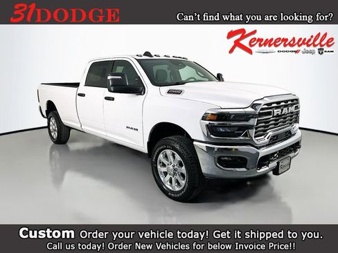 New 2026 RAM 2500 Big Horn AWD/4WD image 1
