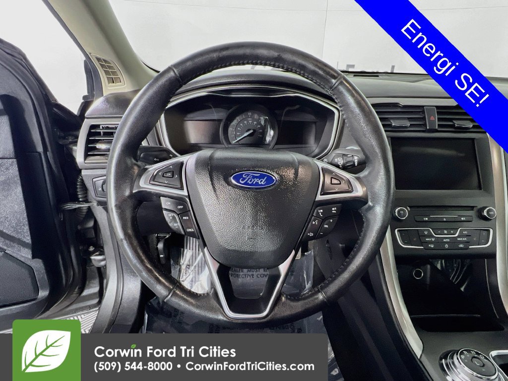 Used 2018 Ford Fusion Energi SE FWD image 7