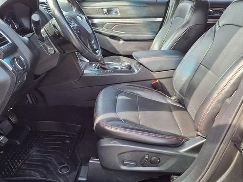 Certified 2019 Ford Explorer Sport w/ Equipment Group 401A image 15