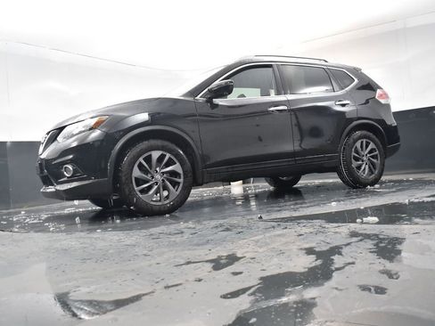 Used 2016 Nissan Rogue SL w/ SL Premium Package image 24