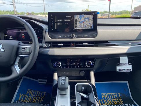 New 2026 Mitsubishi Outlander SEL AWD/4WD image 26