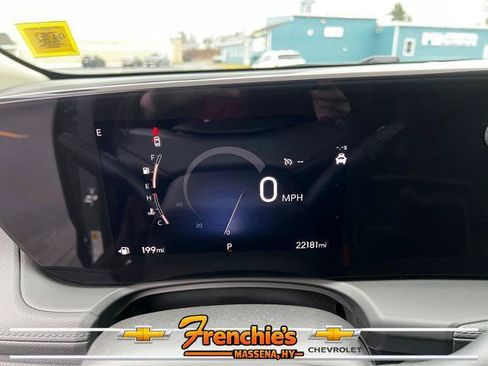 Used 2025 Buick Encore GX Preferred AWD/4WD image 31