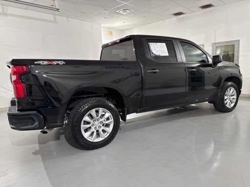 Used 2021 Chevrolet Silverado 1500 Custom image 14