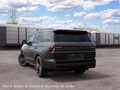 New 2027 Lincoln Navigator Reserve w/ Jet Appearance Package AWD/4WD image 8