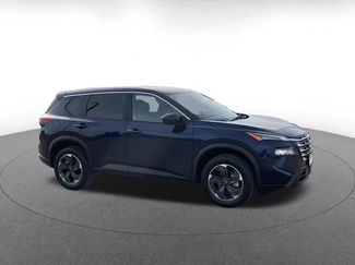 Used 2025 Nissan Rogue SV video 2