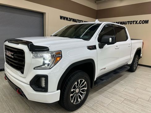 Used 2019 GMC Sierra 1500 AT4 w/ AT4 Premium Package image 2
