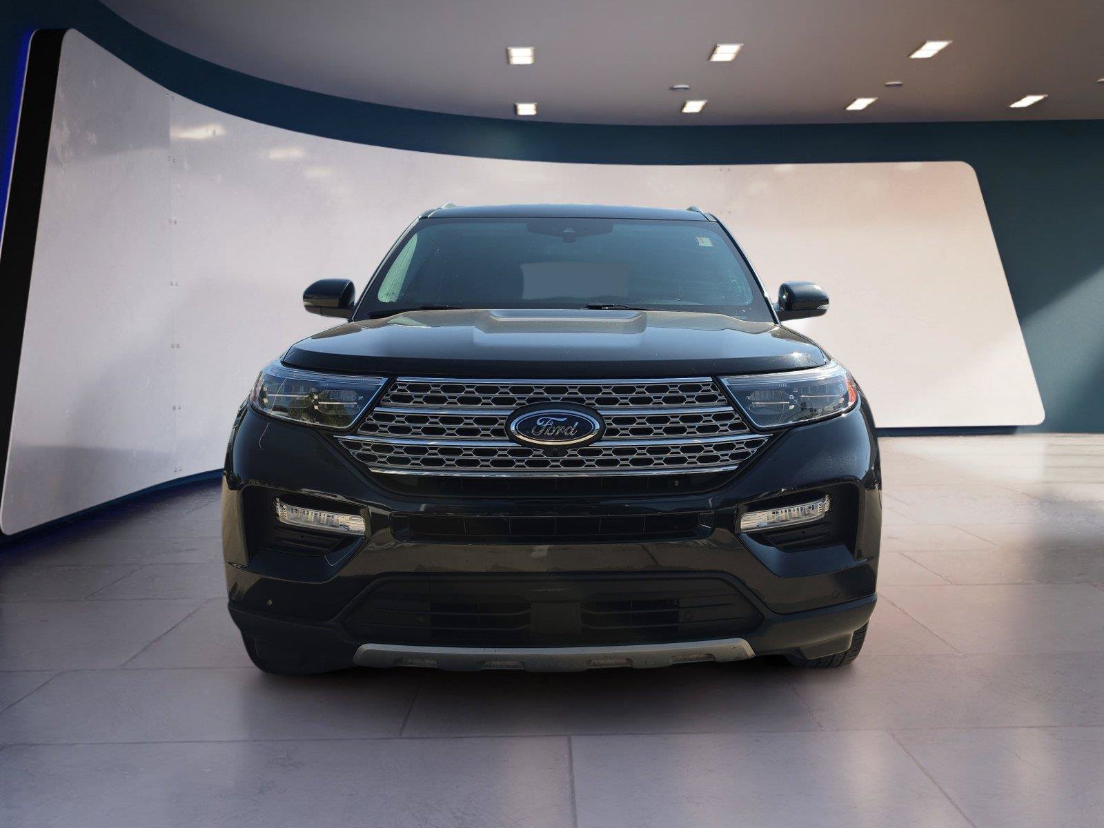 Used 2023 Ford Explorer Limited w/ Equipment Group 301A RWD image 8