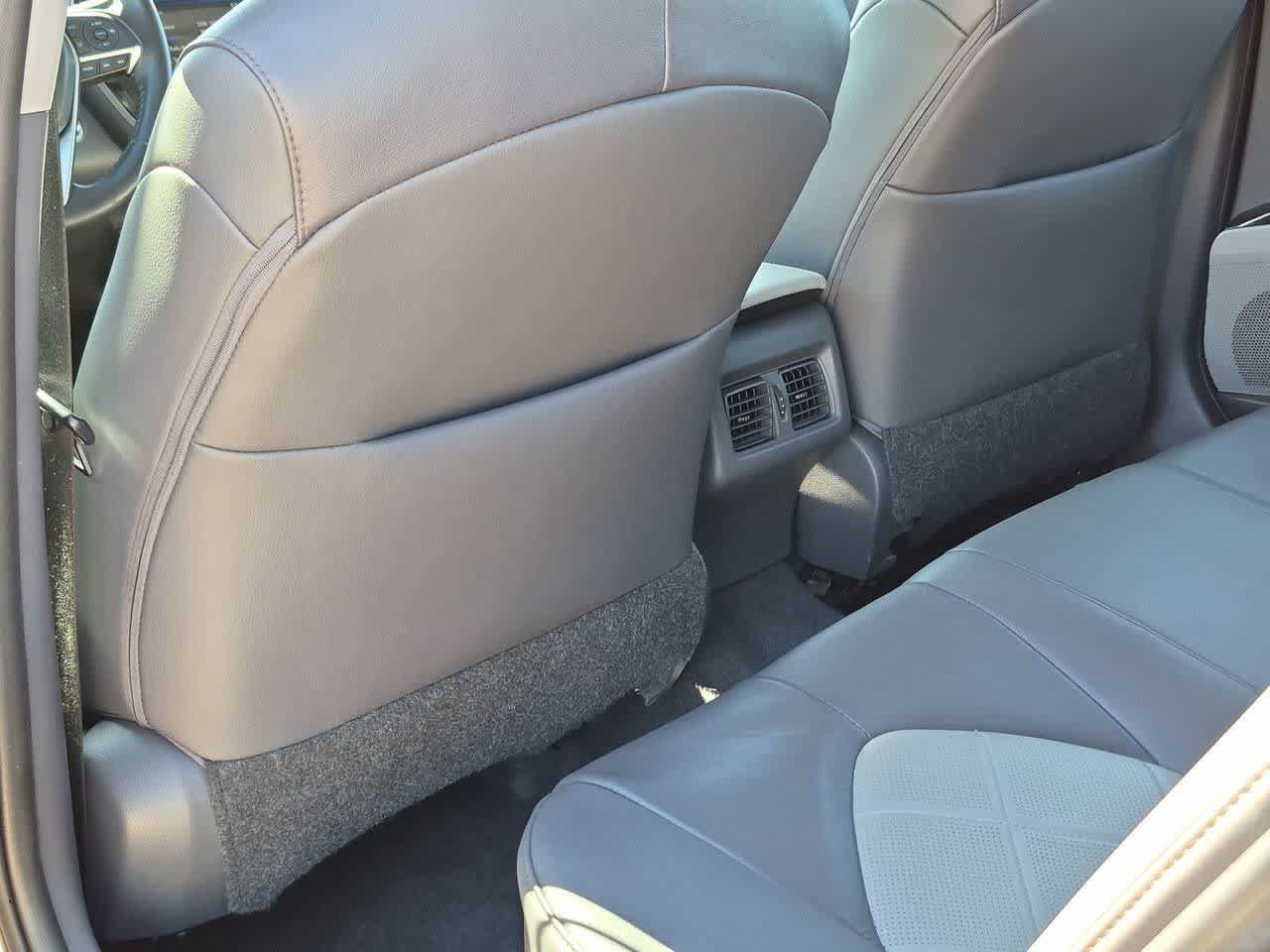 Used 2018 Toyota Camry XLE w/ Driver Assist Package FWD image 10