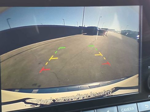 Used 2023 Nissan Rogue SV image 25