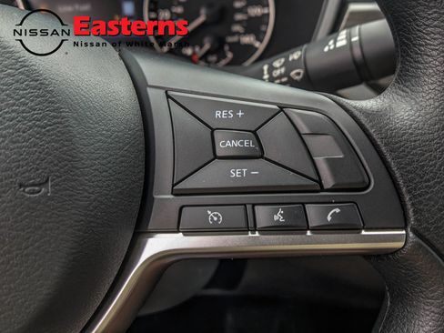 New 2026 Nissan Altima 2.5 SV FWD image 17