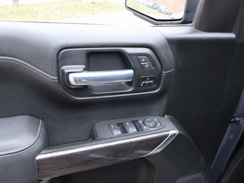 Used 2021 Chevrolet Silverado 1500 LTZ image 31