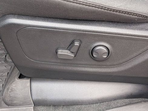 Certified 2022 RAM 1500 Big Horn AWD/4WD image 13